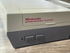 Nintendo NES + 6 hier - zberateľský originál z roku 1985 - 6