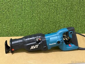 Makita Píla chvostovka s predkyvom a AVT 1510W JR3070CT - 6