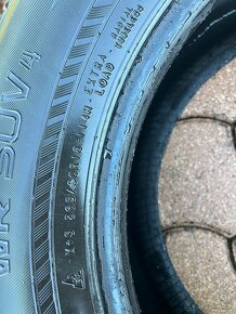 Nokian tyres WR SUV 4 265/60 R18 - 6