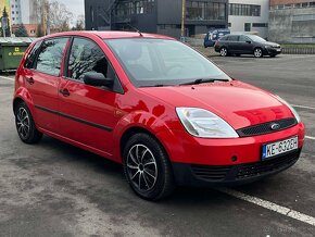 Ford Fiesta V 1.3 51 kw 2005 - 6