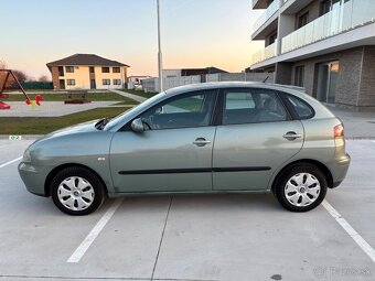 Predám Seat Ibiza rok 2007 1.4 55 kw benzin - 6