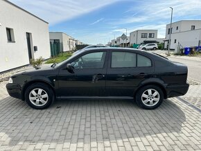 Škoda Octavia 1.6 Ambiente - 6