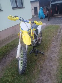 Suzuki RMZ 250 - 6