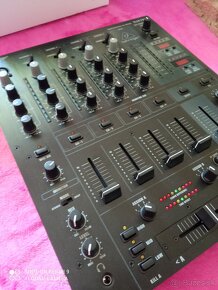 Behringer DJX750 5-kanálový Dj mixput - 6