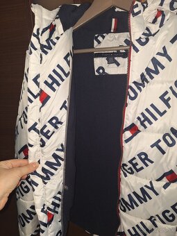 Zimná teplá bunda Tommy Hilfiger, veľkosť 10-12 rokov - 6