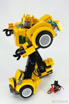 LEGO 10338 Bumblebee - 6