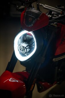 Ducati Monster + 937 - 6