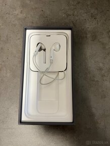 Apple iPhone 8 64GB Space Gray - 6