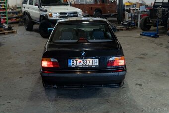 BMW E36 Coupe 318 IS M-packet - 6