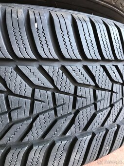 Predám zimnú sadu diskov Mercedes 235/60 r18 - 6