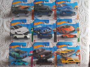 Hot Wheels - 6