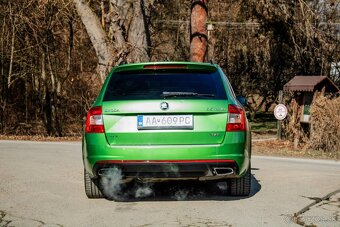 Škoda Octavia Combi 2.0 TDI DPF RS 4x4 DSG / Zelená - 6