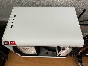 SFF ITX PC Skrinka Raijintek Metis white - celohliníková - 6