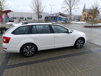 Škoda Octavia 3 kombi 2.0TDI 110KW - 6