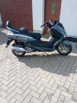 Skúter sym GTS 125 - 6