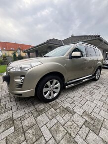 Predám Peugeot 4007 4x4 7miestne - 6