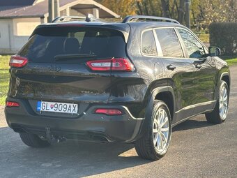 Predám Jeep Cherokee 2.2 disel Automat 9st. 147kw - 6