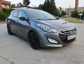 Odstúpim leasing na Hyundai i30-combi 2015 CRDi, plná výbava - 6