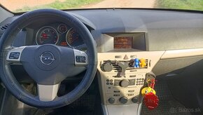 Opel Astra Combi - 6