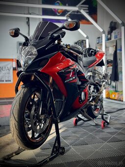 Suzuki GSXR 1000 K7 - 6