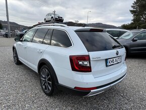 Škoda Octavia 2.0TDI Scout DSG 4x4 - 6