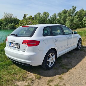 Predám Audi A3 Sportback 1.6 TDI 105k DPF Ambiente - 6