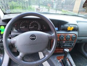 OPEL OMEGA 3.0 MV6 - 6