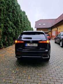 Lexus NX300h Elegance - 6