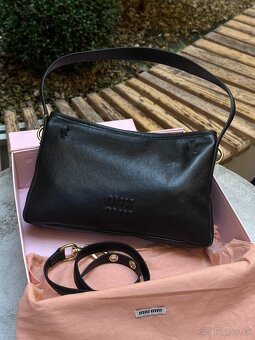 Kabelka Miu Miu Aventure Nappa Leather Bag Black - 6