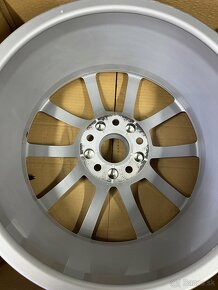 5x112 R17 7,5J ET36 originál (pasujú na VW Passat ) - 6