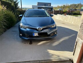 Toyota Auris 1.6 - 6