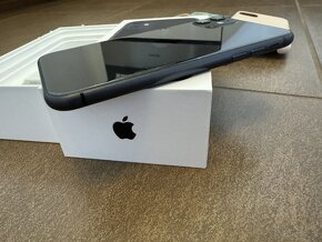 IPhone 11 64GB Black - 6