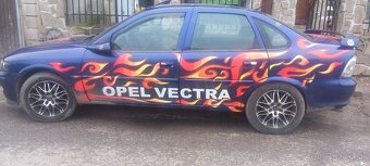 Opel vectra b 2.5 v6 - 6