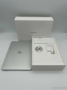 NOVÝ MacBook Air 13" M1 8/512GB Silver + ZÁRUKA - 6