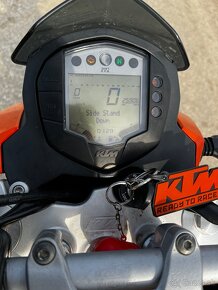 KTM DUKE 125 - 6