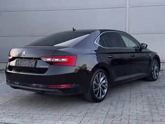 Škoda Superb 2.0 TDI Laurin Klement DSG - 6