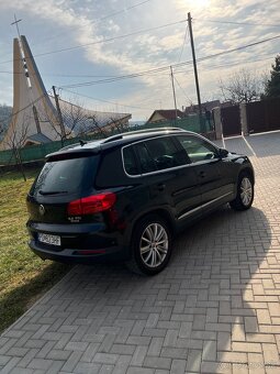 Volkswagen Tiguan TDI 4motion - 6