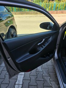 Hyundai i30 fastback 1.4 tgdi 103kw - 6