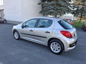 ✅Predám Peugeot 207 1.4benzin - 6