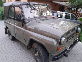 UAZ 469B - 6