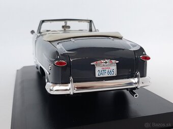 1:18 - Ford Cabrio (1949) - Maisto - 1:18 - 6