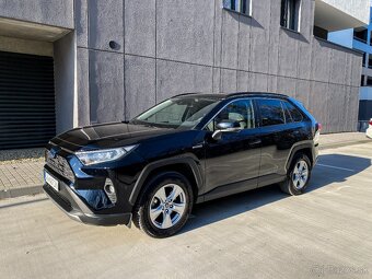 Predám Toyota RAV4 2.5 Hybrid 4x4 222hp - 6