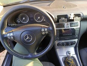 Mercedes Benz  C220 CDI - 6