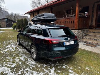 Opel Insignia sport tourer - 6