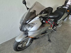 HONDA VFR 800 - 6