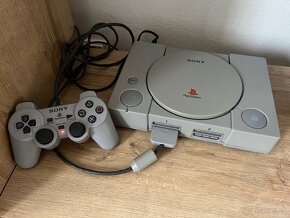 Playstation 1 FAT + ovládač - 6