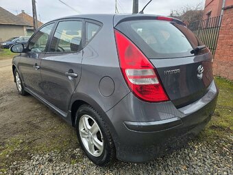 Hyundai i30 1.4i CVVT Facelift 2011 110 000km 1. Majiteľ - 6