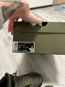 Nike Air Jordan 4 Olive 40,5 - 6