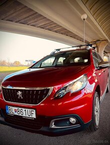 Peugeot 2008 1.2 - 6