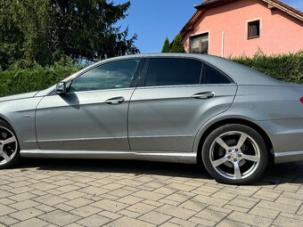 Mercedes E350 - 6